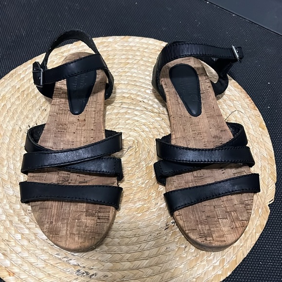 Timberland Earthkeepers Leather Strap Buckle closure Clog Sandals Size 9 - Picture 2 of 12